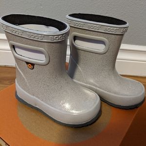 NEW Little Rain Booties